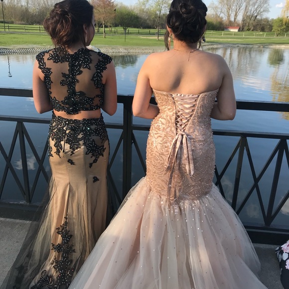 Black and nude prom dress - Picture 5 of 8